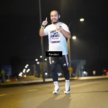Runner Photo 7780137