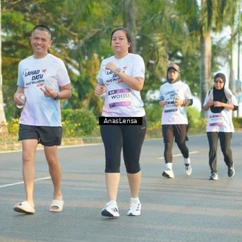 Runner Photo 7780153