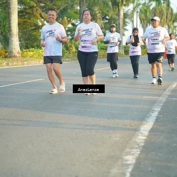 Runner Photo 7780173