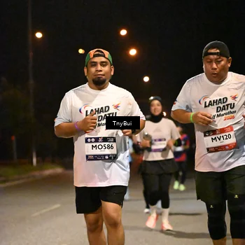 Runner Photo 7780180