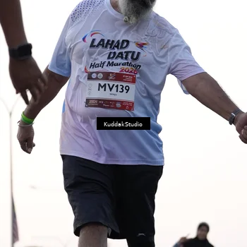 Runner Photo 7780181