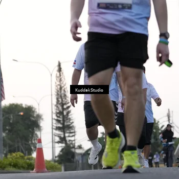 Runner Photo 7780192