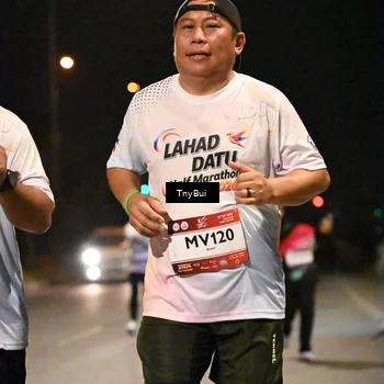 Runner Photo 7780210