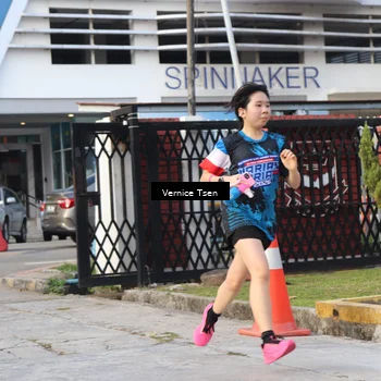 Runner Photo 7780212