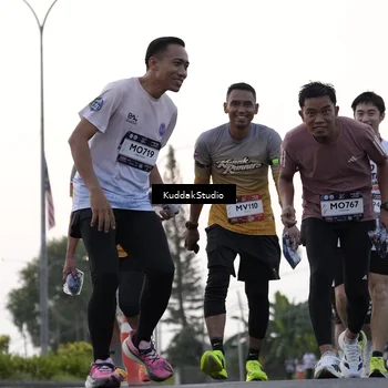 Runner Photo 7780215
