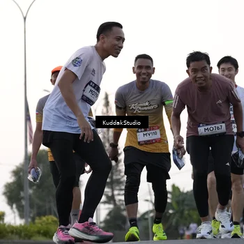 Runner Photo 7780223