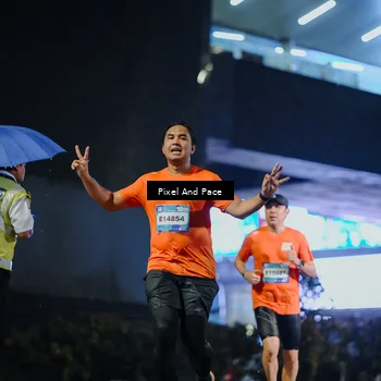 Runner Photo 7780247