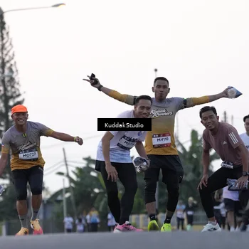 Runner Photo 7780256