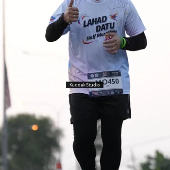 Runner Photo 7780263