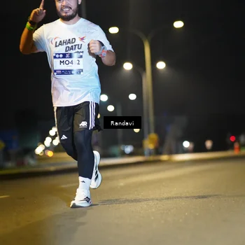 Runner Photo 7780265