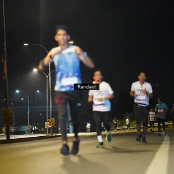 Runner Photo 7780283