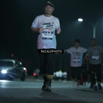 Runner Photo 7780331