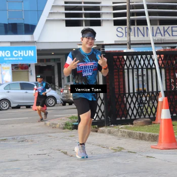 Runner Photo 7780355