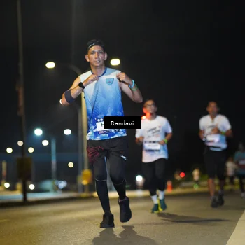 Runner Photo 7780368