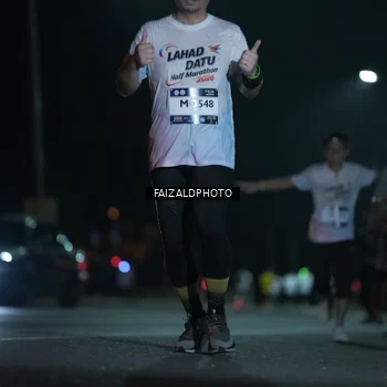 Runner Photo 7780370