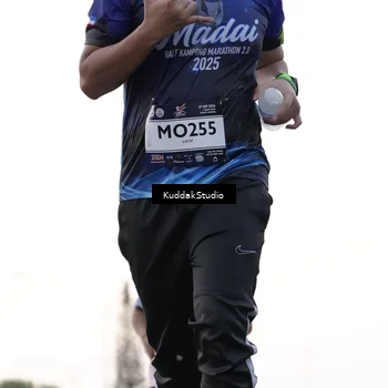 Runner Photo 7780372