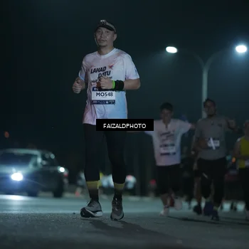 Runner Photo 7780376