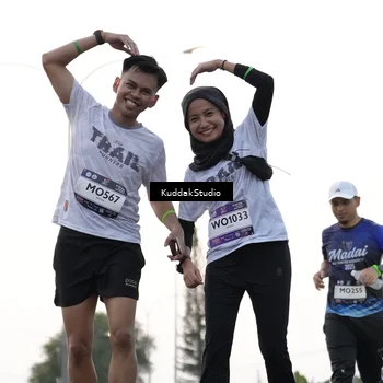 Runner Photo 7780417