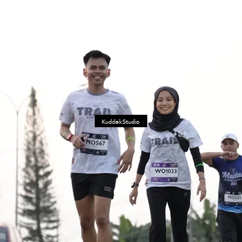 Runner Photo 7780450