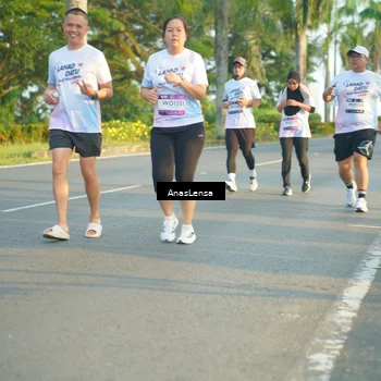 Runner Photo 7780456
