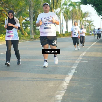 Runner Photo 7780493