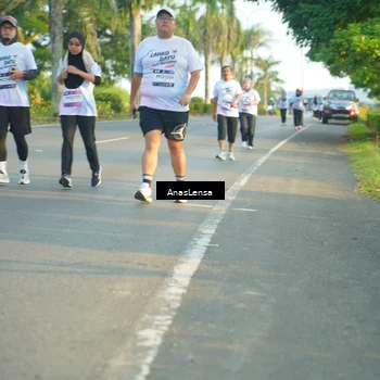Runner Photo 7780513