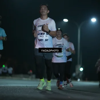 Runner Photo 7780518