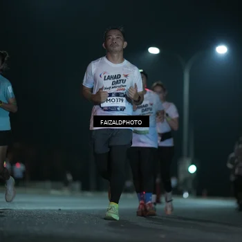 Runner Photo 7780522
