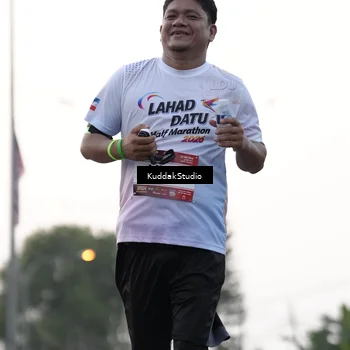 Runner Photo 7780555