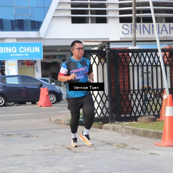 Runner Photo 7780565