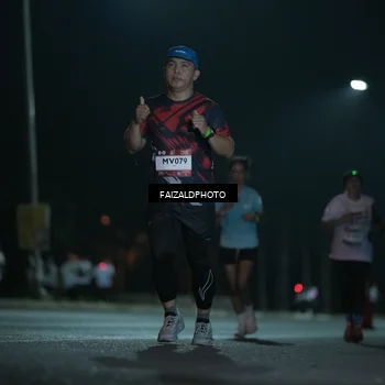 Runner Photo 7780583