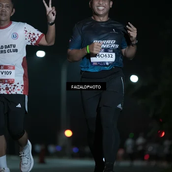 Runner Photo 7780601