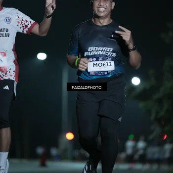 Runner Photo 7780611