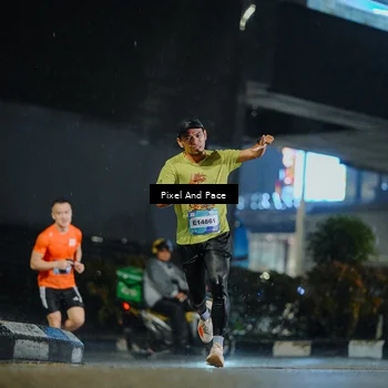Runner Photo 7780663
