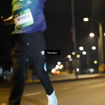 Runner Photo 7780667