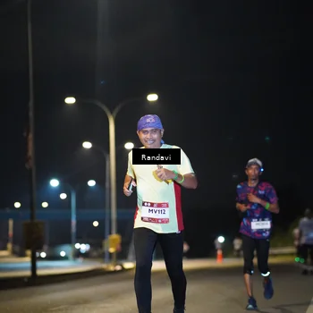 Runner Photo 7780670
