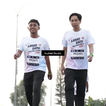 Runner Photo 7780684