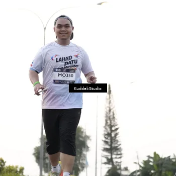 Runner Photo 7780690
