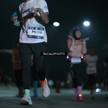 Runner Photo 7780691