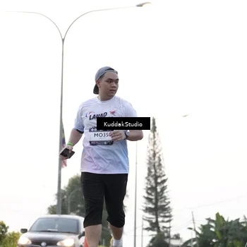 Runner Photo 7780697