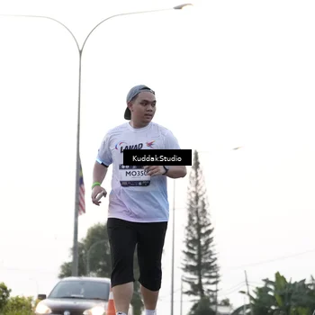 Runner Photo 7780703