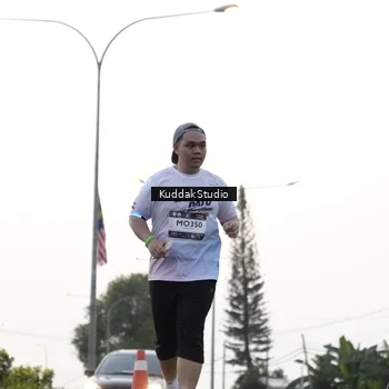 Runner Photo 7780710