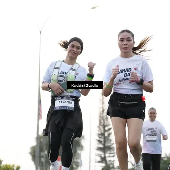 Runner Photo 7780735