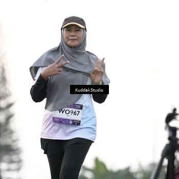 Runner Photo 7780766
