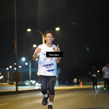 Runner Photo 7780770