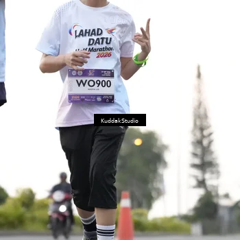 Runner Photo 7780801