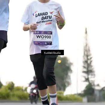 Runner Photo 7780812
