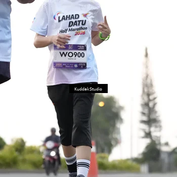 Runner Photo 7780813