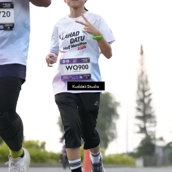 Runner Photo 7780816