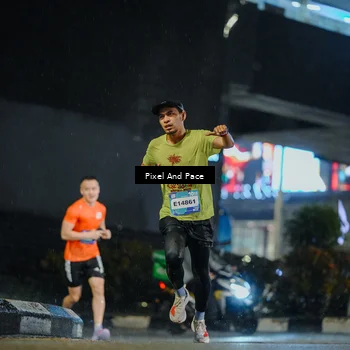Runner Photo 7780820
